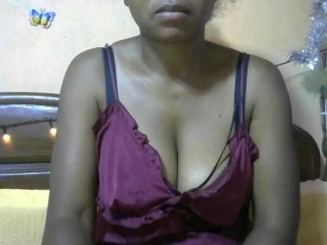 HasMinah92 on BongaCams