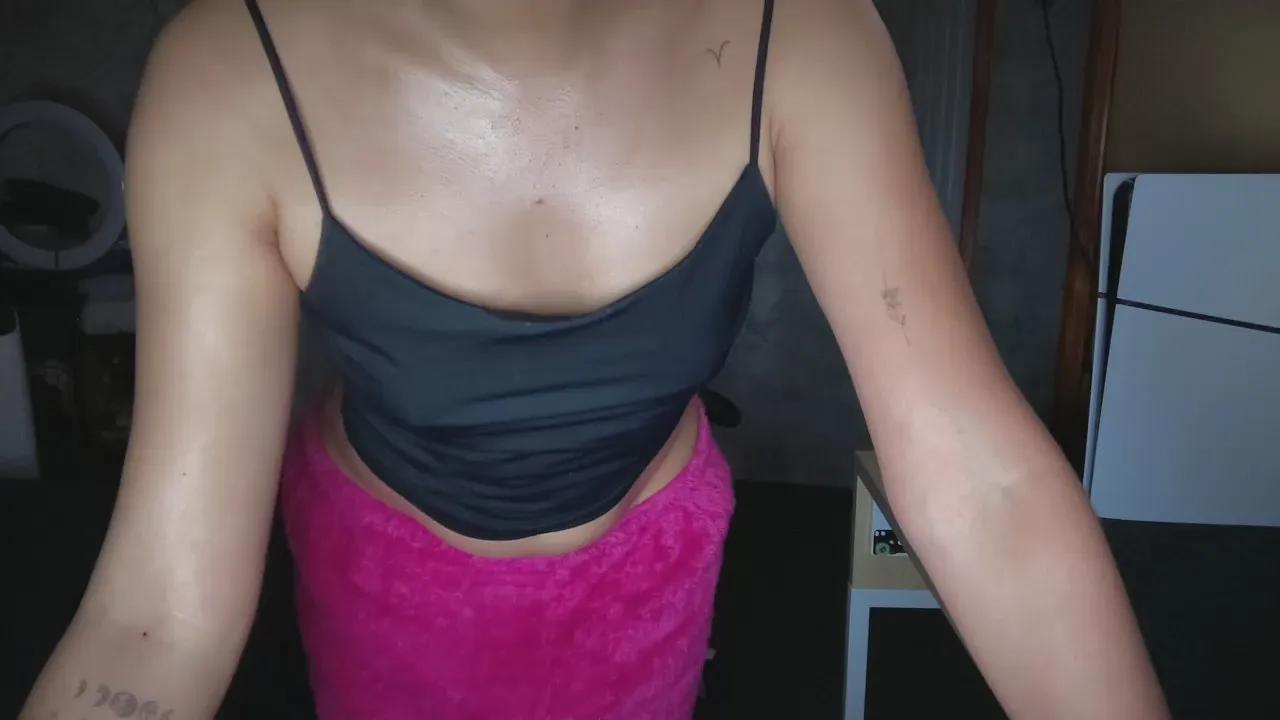 _Carol_of — Freechat on Cam4