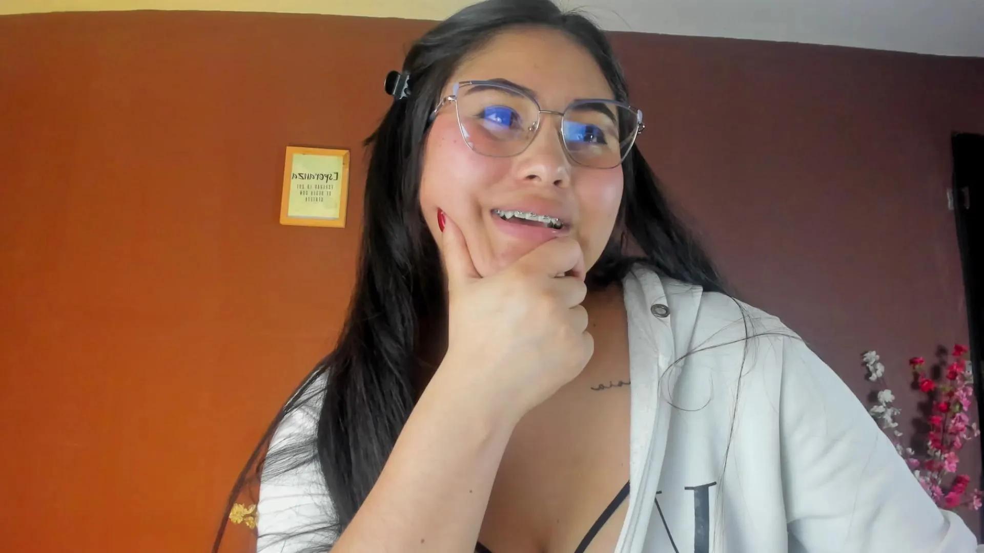 _Little_Ivy —  #armpits #milk #cute #pussy #ass #spanking #pornstar