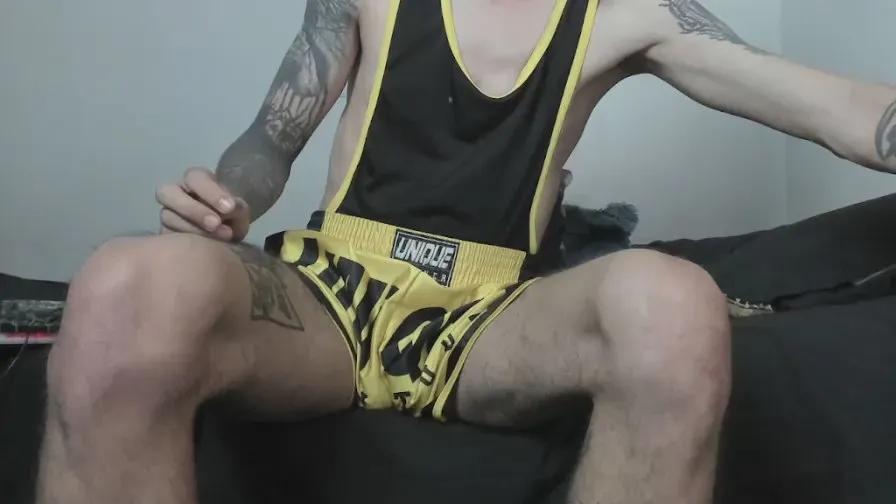 aaronbigdickxxx on Cam4 