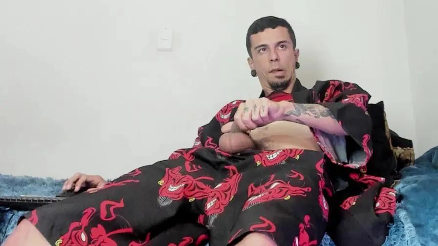 aaronbigdickxxx on Cam4 