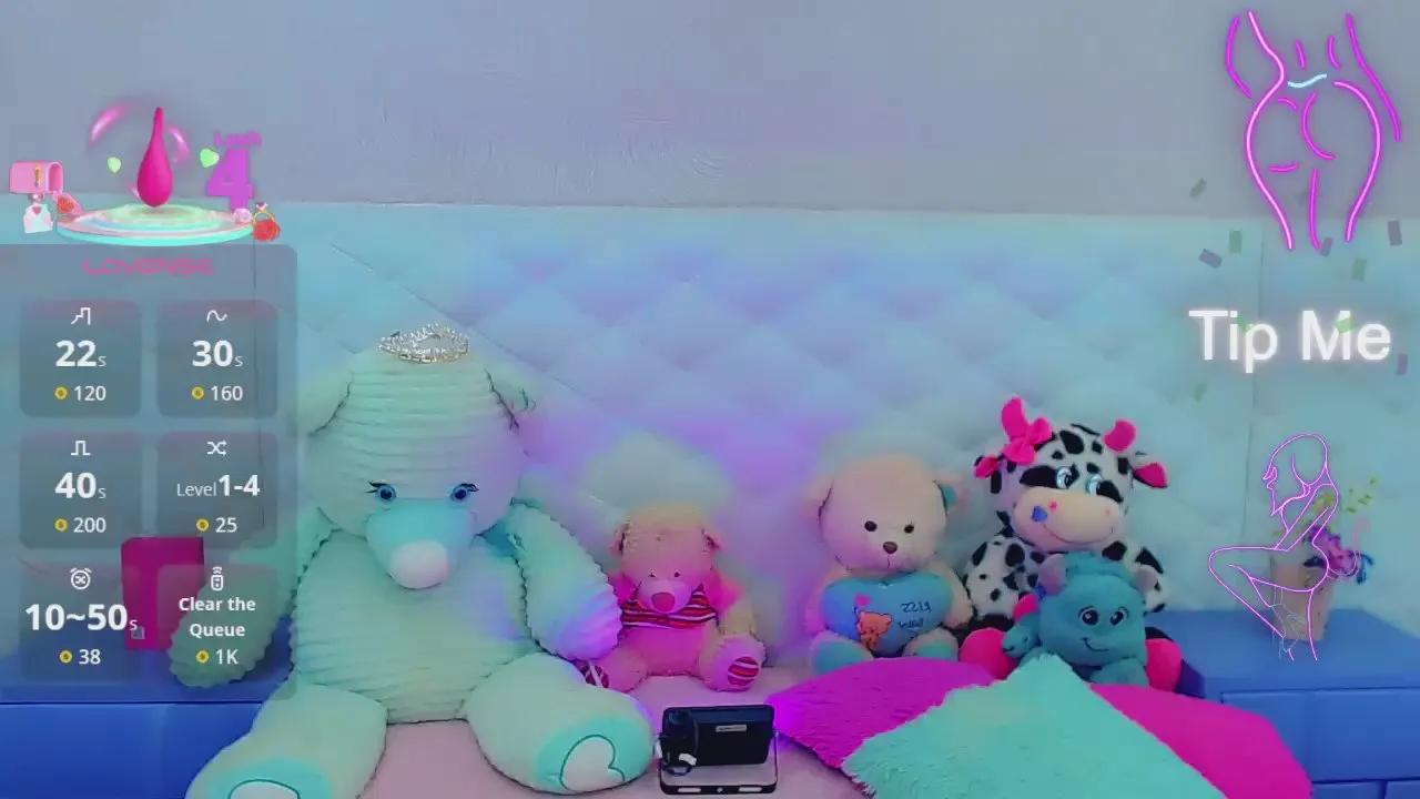 alanna_dolls on Cam4 