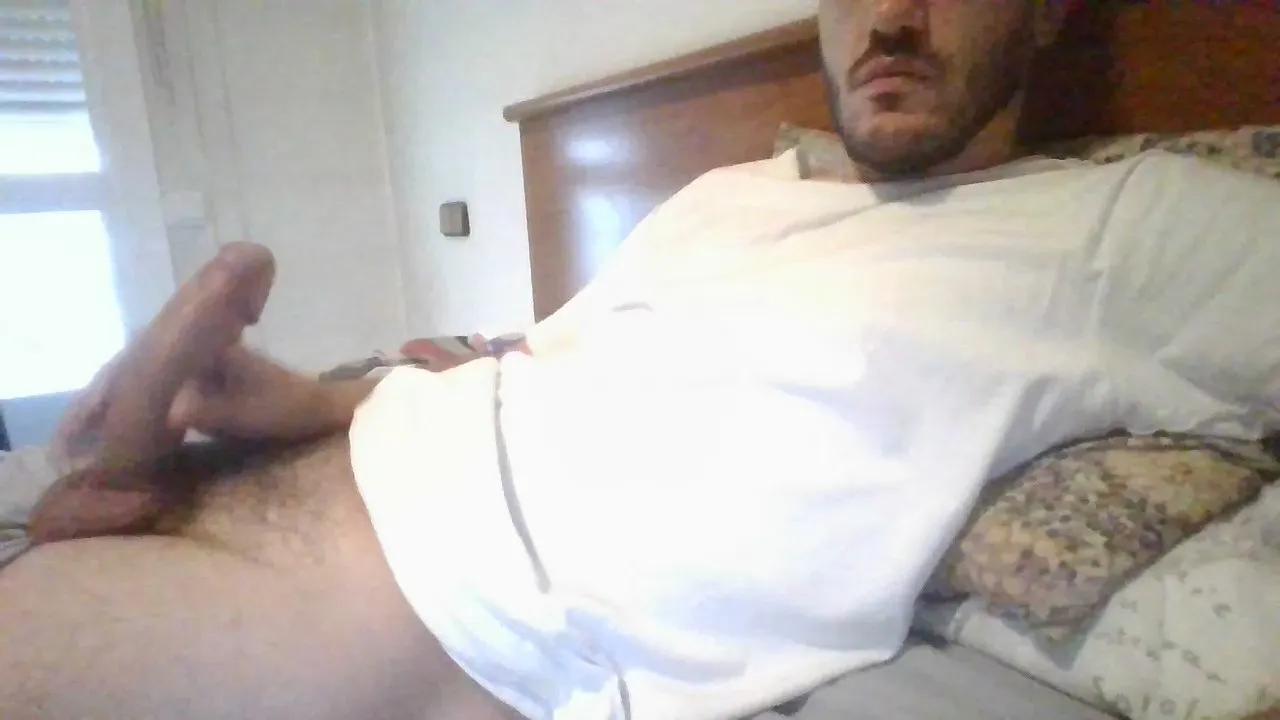 Alvarobcn34 on Cam4 