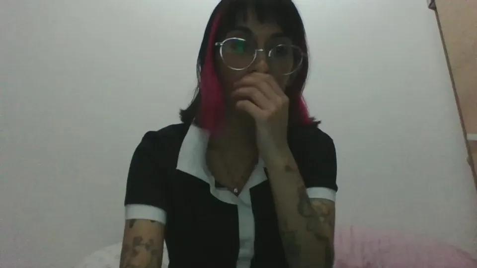 avvi6 —  #amateur #feet #ass