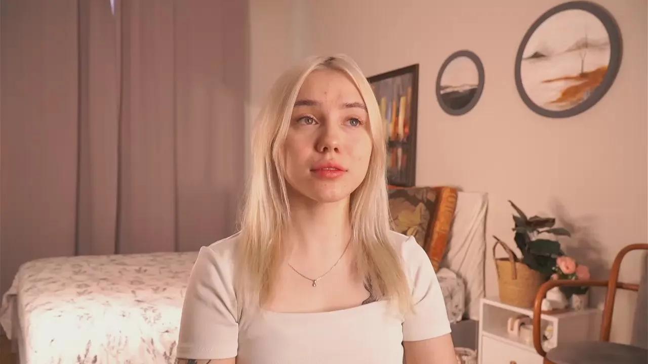 blue_bow —  #cosplay #femdom #pussy #ass #anal #feet #amateur