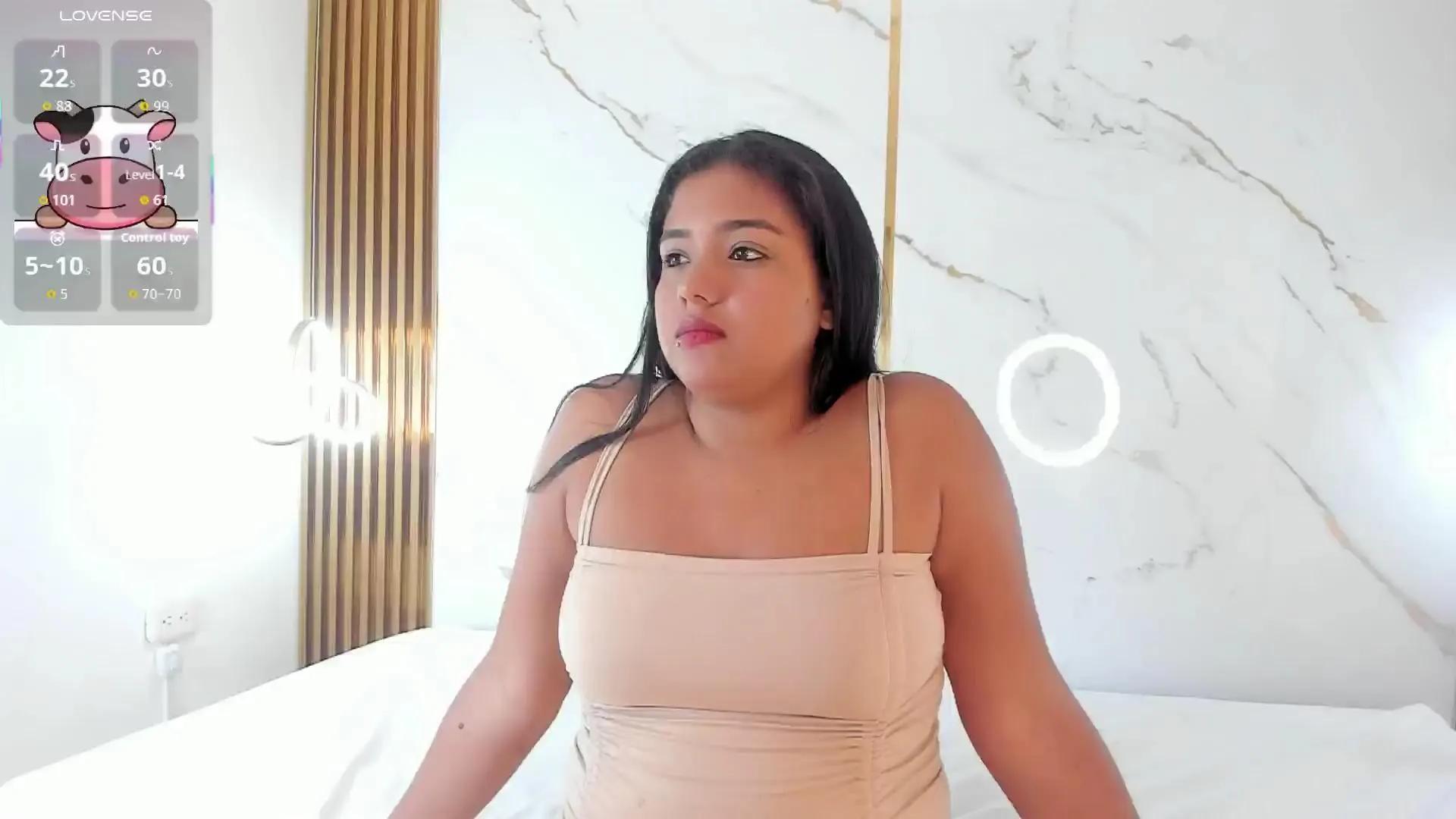 CaroRey —  #spanking #AssToMouth #schoolgirl #masturbation #bigass #C2C #amateur