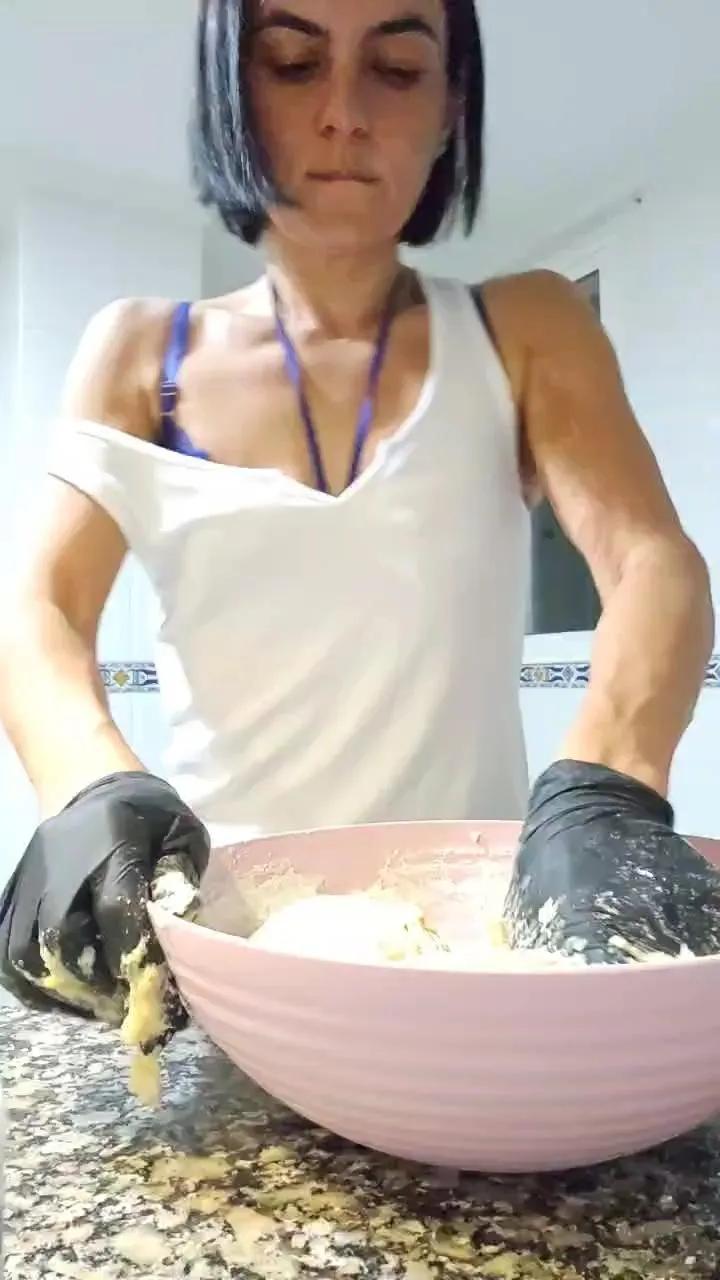 cuteandwet — Freechat on Cam4