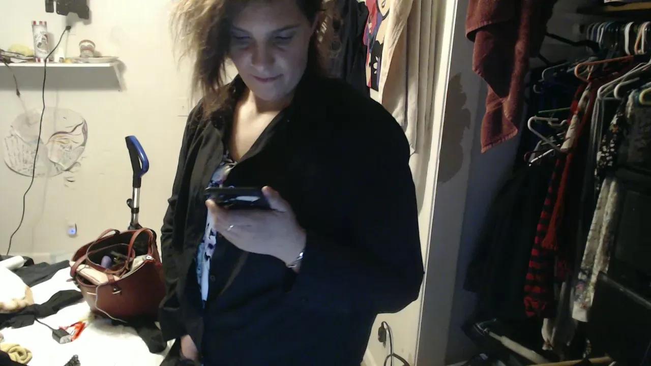 Cam4 DaniDebauchery is Freechat DaniDebauchery — #pussy #cute #striptease #bigass #smoke #ass #amateur