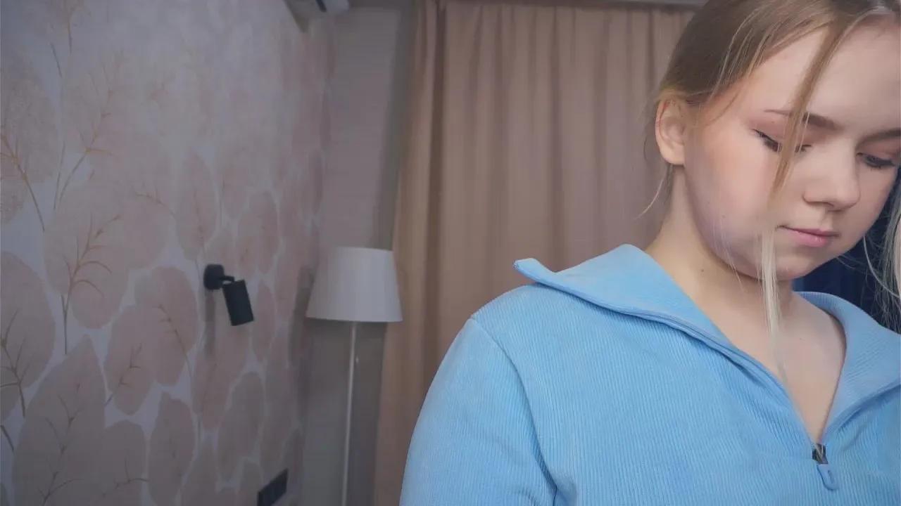 DoraPaxson —  #cum #cute #feet #anal #ass #pussy #bdsm