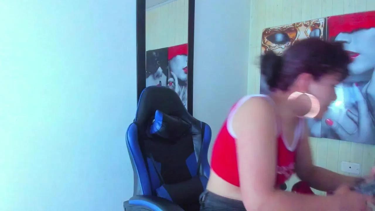 Dorothy_Clut —  #masturbation #squirt #bigass #deepthroat #smoke #C2C #pussy