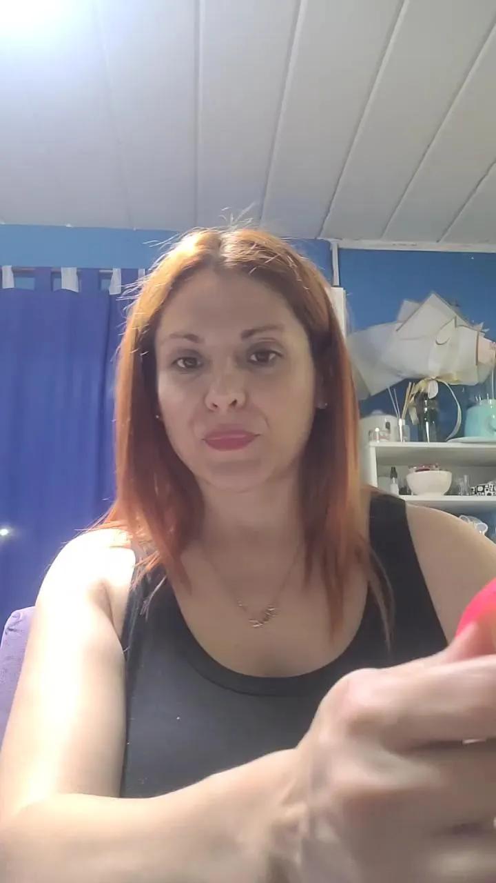 dullcesitalove2 on Cam4 