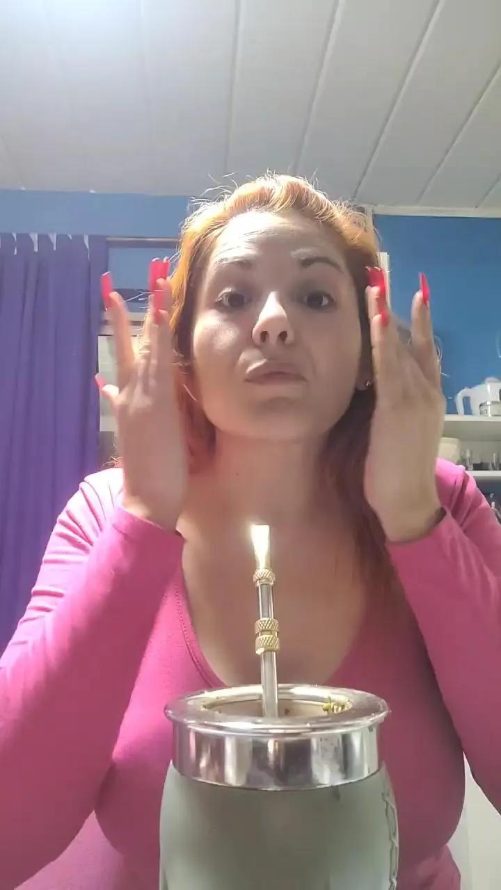 dullcesitalove2 on Cam4 