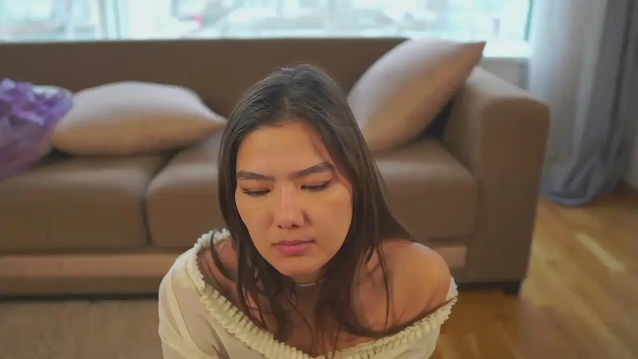 ElletteBenny on Cam4 