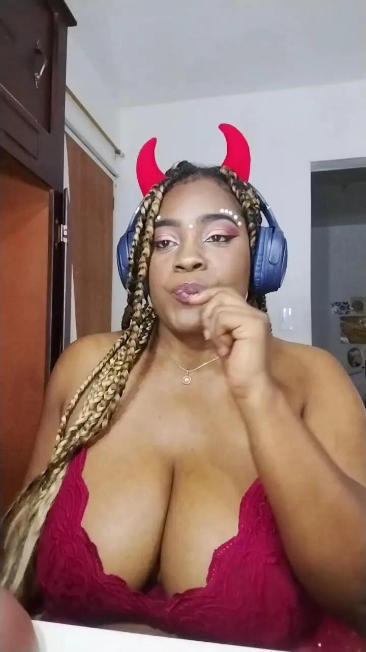 goddessstudio on Cam4 