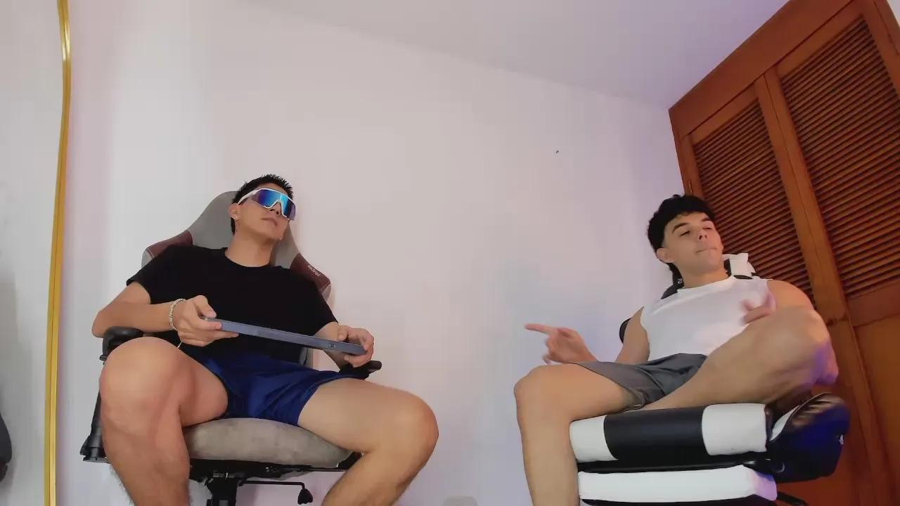 hot_boys4 —  #milk #deepthroat #bigass #masturbation #anal #ass