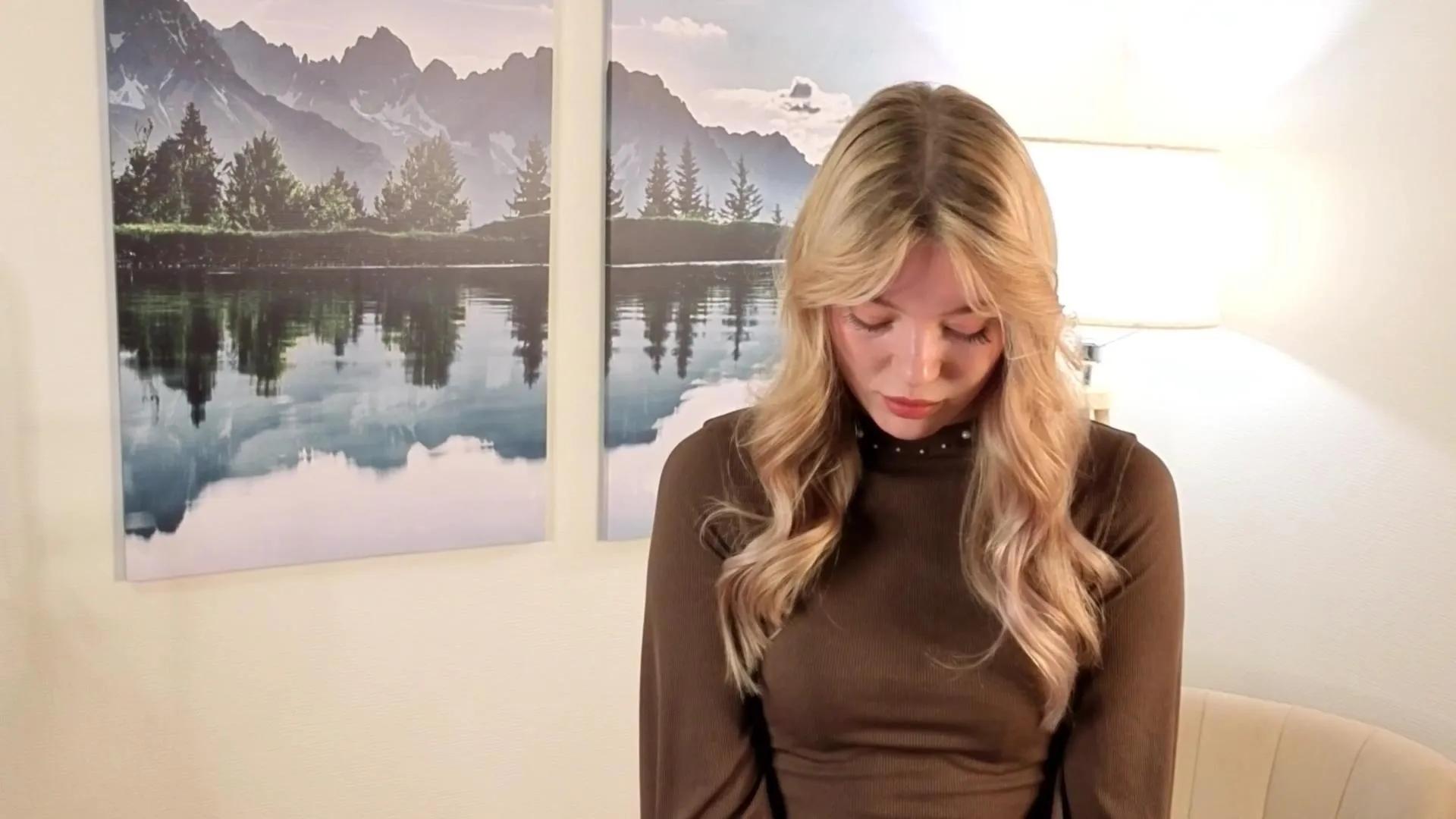 JeanaMccolloch —  #gamer #ass #anal #deepthroat #masturbation #schoolgirl #armpits