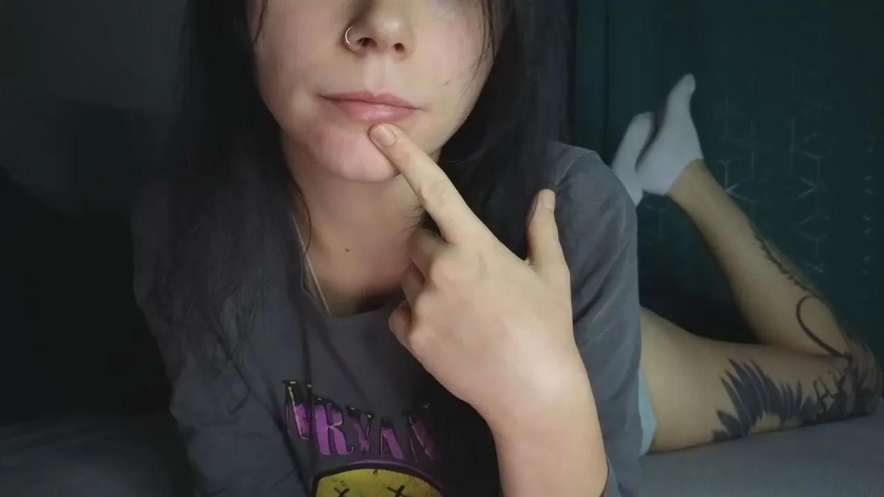 kissedbythemoon on Cam4 