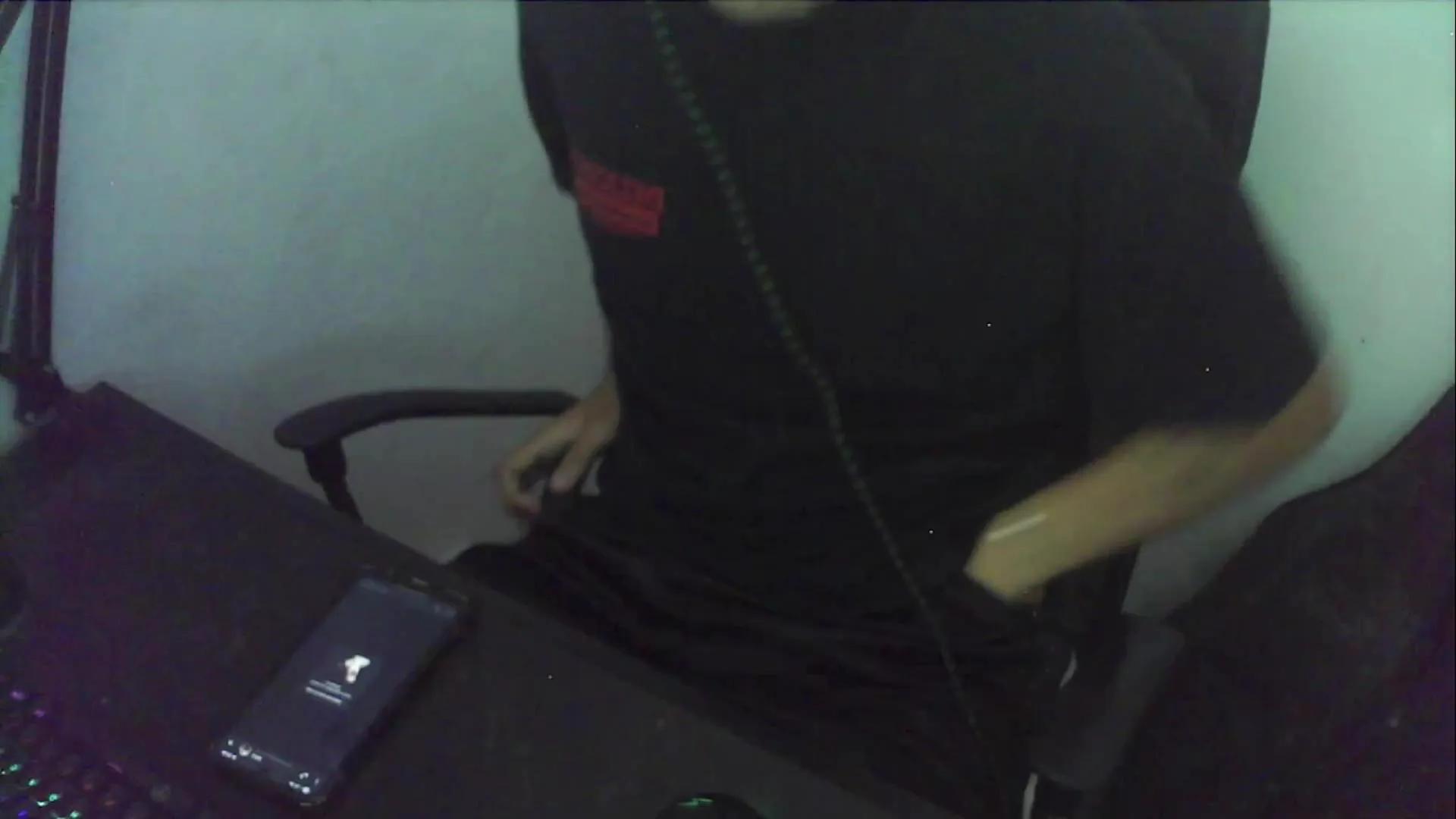 kurogoth —  #smoke #masturbation #amateur #gamer