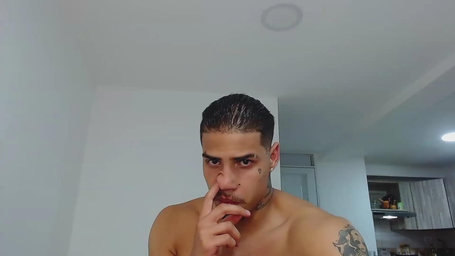 maxfordxxx —  #armpits #schoolgirl #milk #masturbation #smoke #gamer #cum