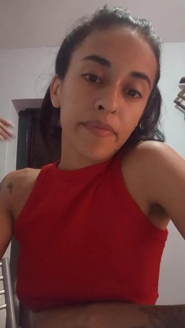 mica241 — Freechat on Cam4