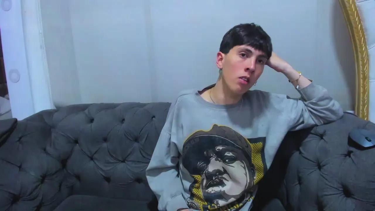 MilanStone —  #milk #masturbation #striptease #ass #feet #bdsm #amateur