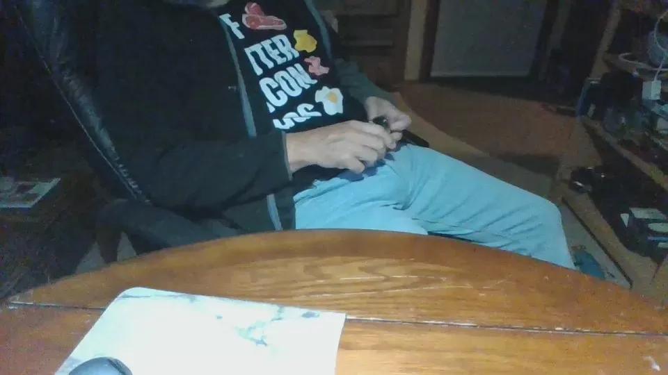 mrbighead69 — Freechat on Cam4