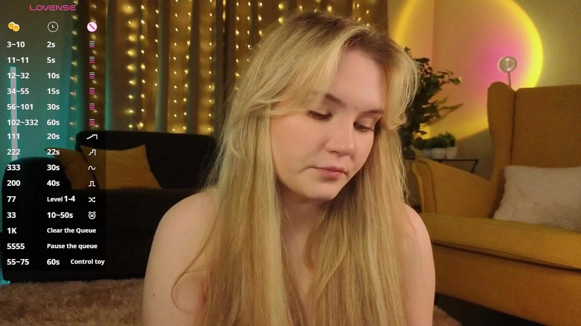 OdeliaAntell —  #masturbation #schoolgirl #bigass #C2C #striptease #femdom