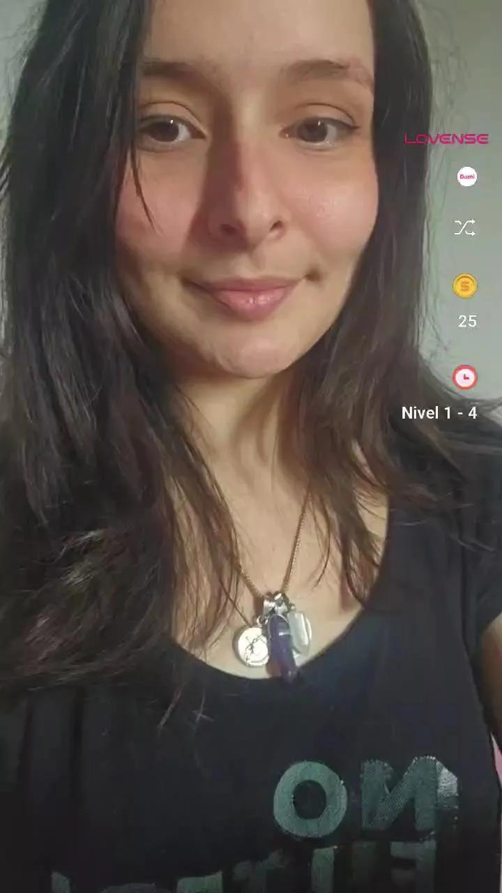 Roxannepiggy —  #amateur #ass #pussy #squirt #anal #masturbation