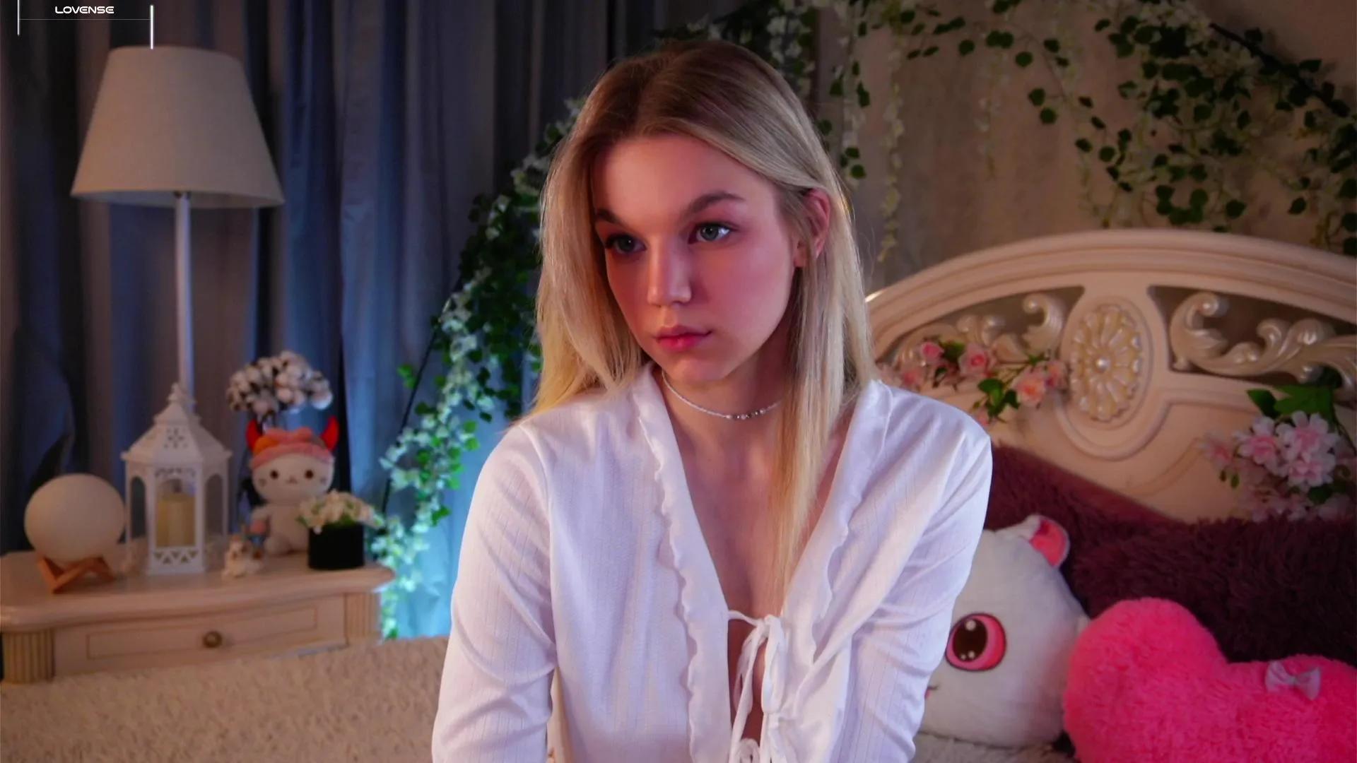 SilverAlliston — Freechat on Cam4