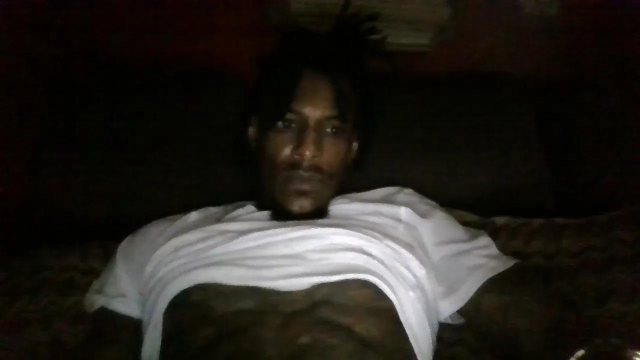 SplashDen —  #chat #vibe #chill #Tatted #Horny #BBC