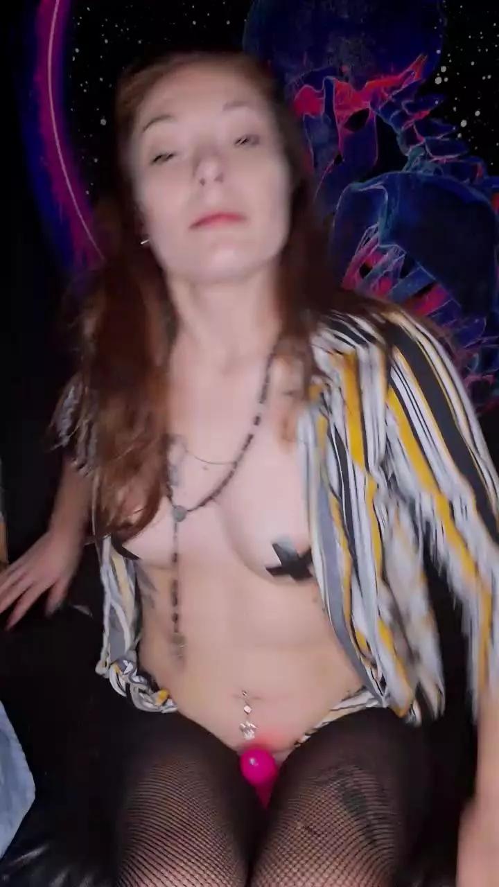 SweetestPinkPea on Cam4 