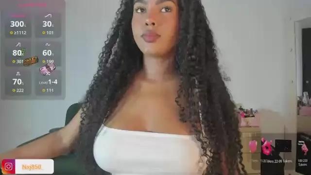 Teresa_Coluchi on Cam4 