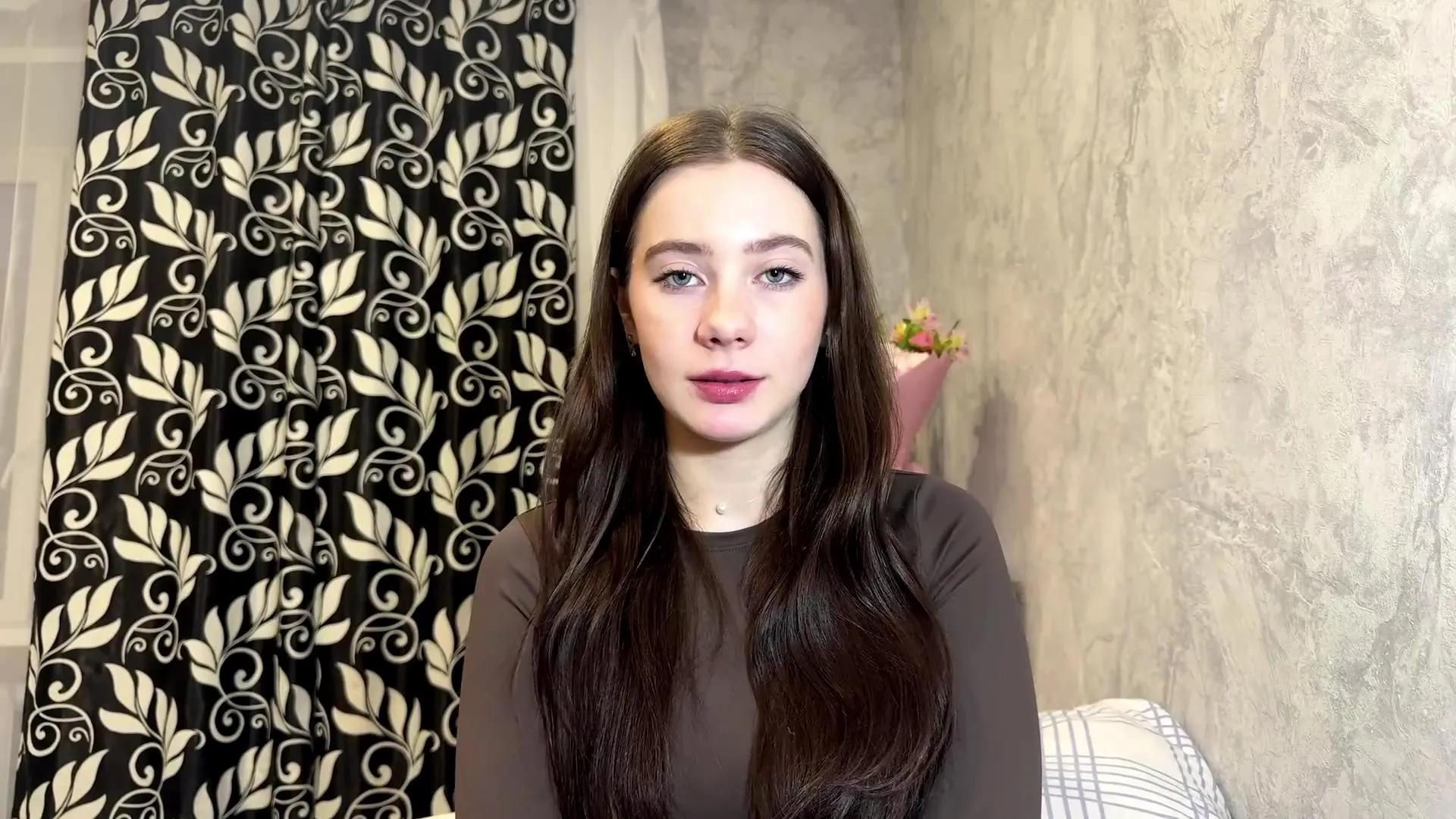 ToniaCritchlow —  #schoolgirl #ass #striptease #bigass #C2C