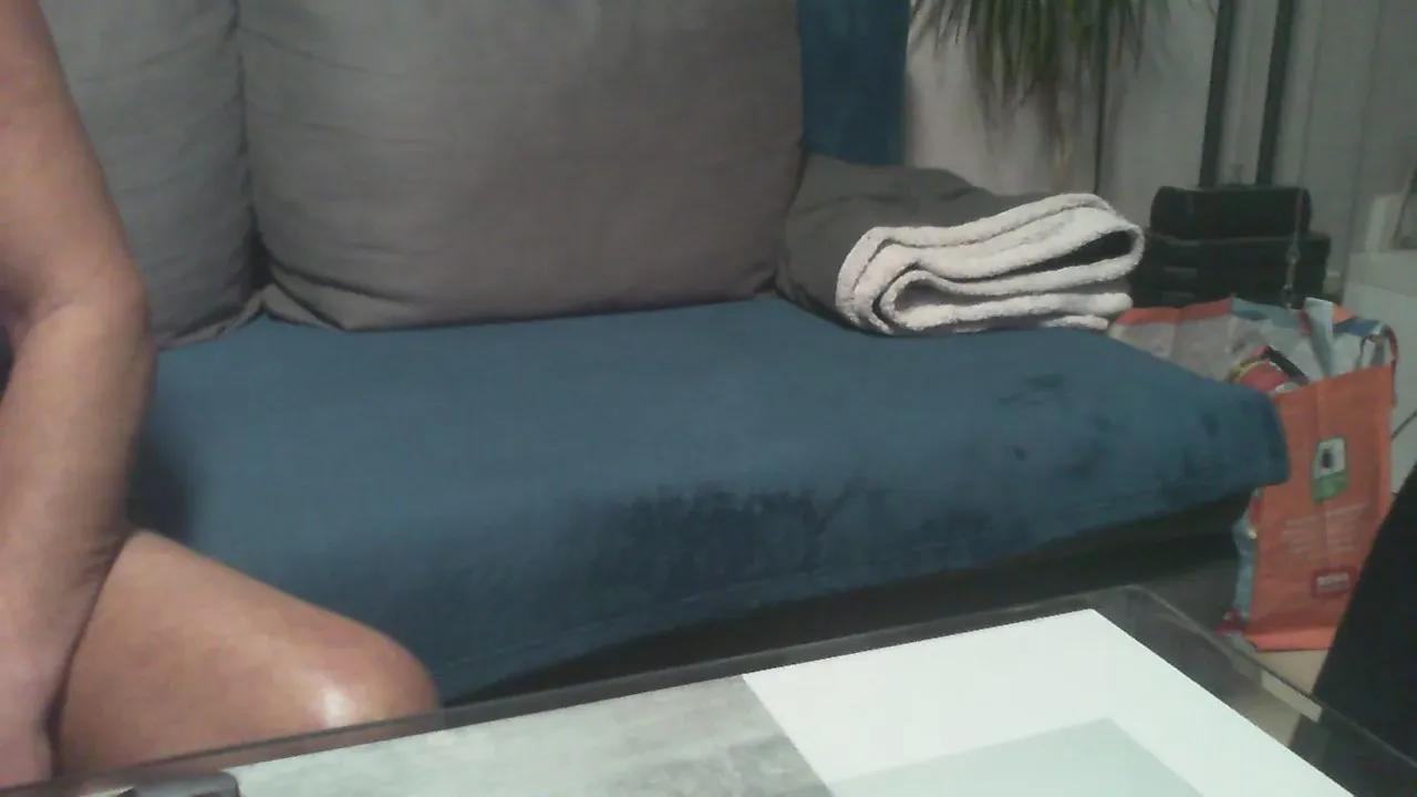 wir2real — Freechat on Cam4