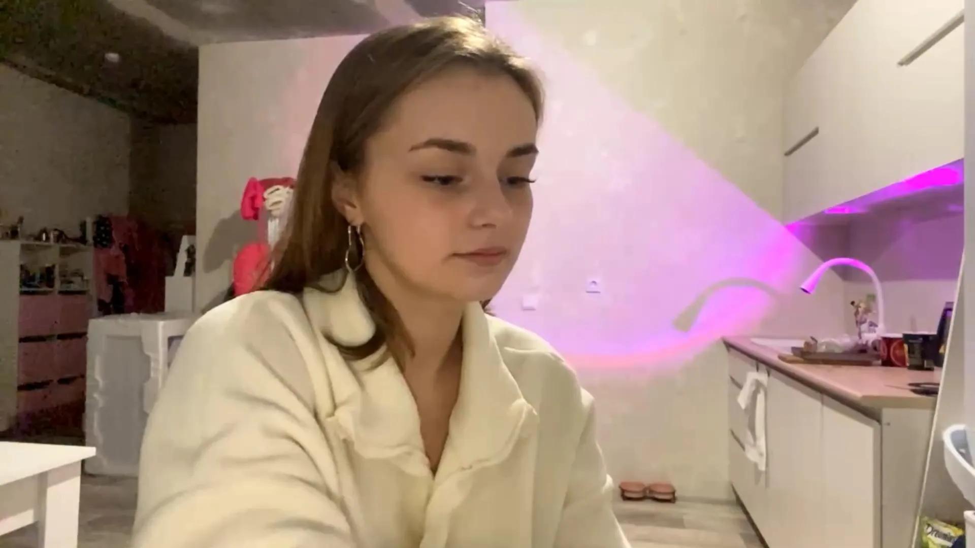 XeniaResner — Freechat on Cam4