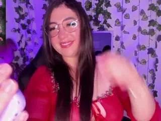 adhara-wlliams on CamSoda 