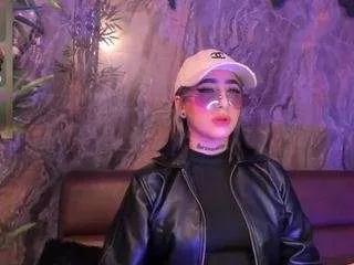 alahia-dangelo on CamSoda 