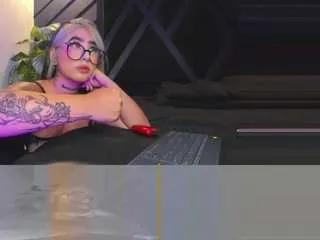 alahia-dangelo on CamSoda 