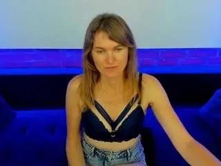 anabell-xxx on CamSoda 