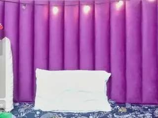 collegepawg on CamSoda 