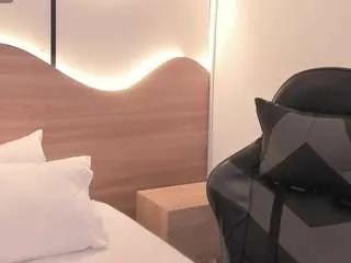 desireee-e — SPANK MY ASS HARD [Multi Goal]