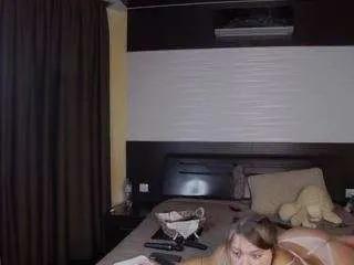 fluffybeauty on CamSoda 