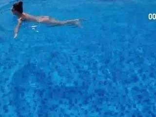 girl-ksenia — Hi, I'm Ksenia. Glad to see you in my room!