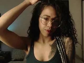 greecebella on CamSoda 