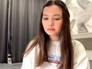 hanaloffier on CamSoda 