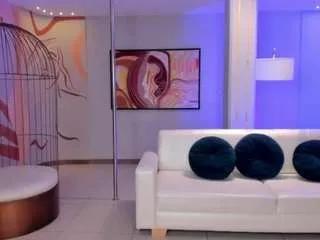 jessicawilliams — My red lips only want to brush against yours/ Goal: Fuck Amazing + Pussy Cream IG: jesswilliams_cm   [555 tokens remaining]