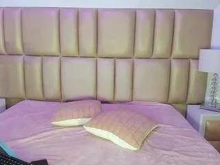 julitpink — Lick dildo [Multi Goal]