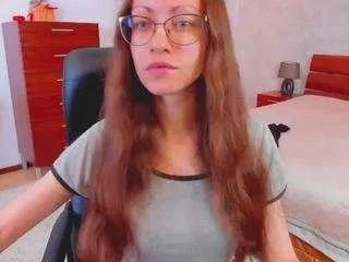 lizzhopf on CamSoda 