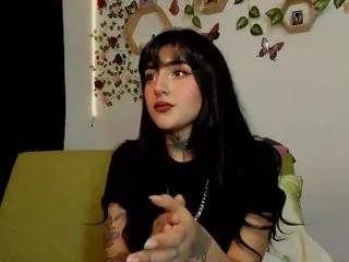 lola-leah on CamSoda 