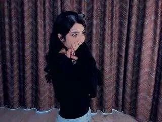 mozellacamcam — touch my sweet neck:3 [21 tokens remaining]